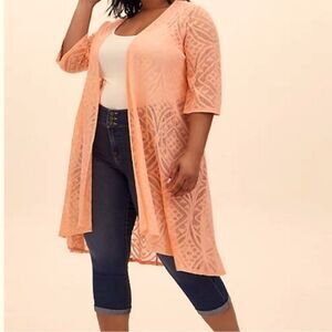 New with tags Torrid Peach Geo Mesh HiLo Kimono Size 1/2